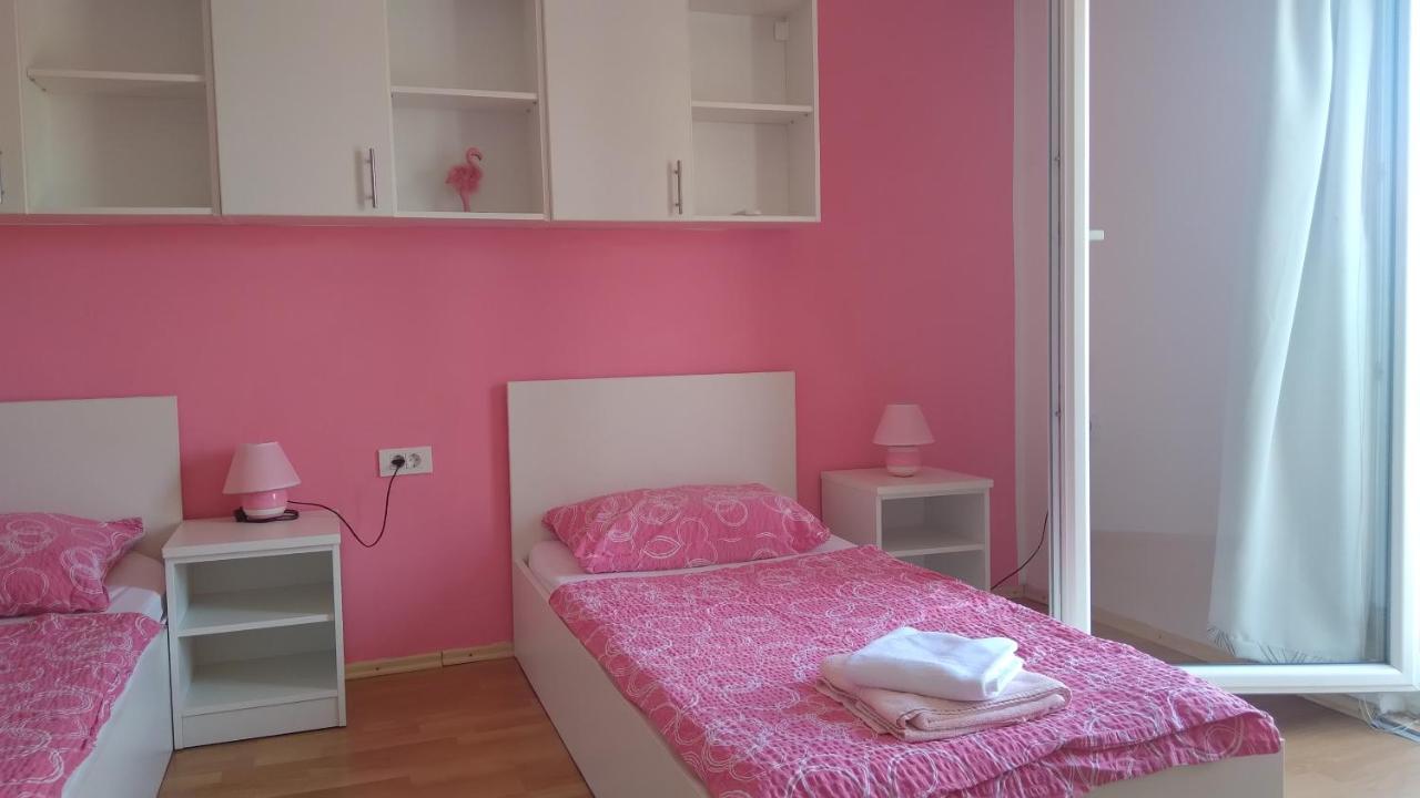 Apartmani "Lorenzo" Novalja Dış mekan fotoğraf