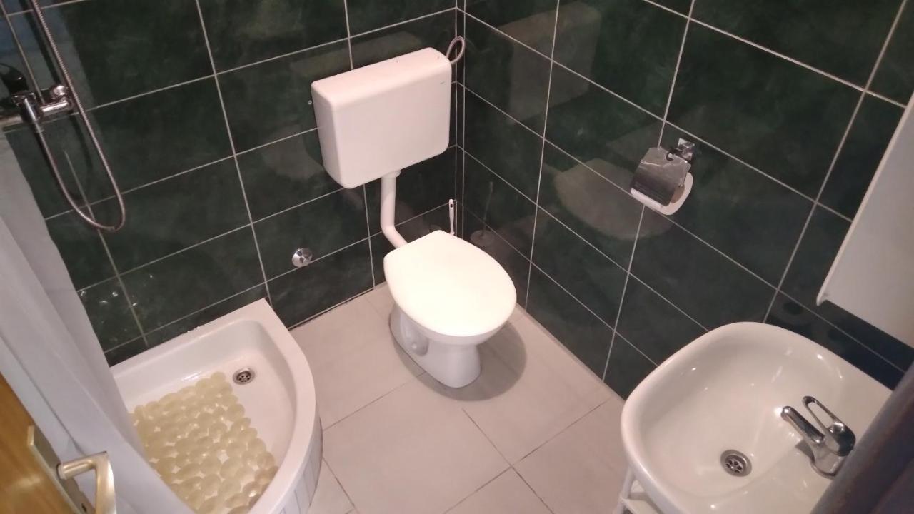 Apartmani "Lorenzo" Novalja Dış mekan fotoğraf