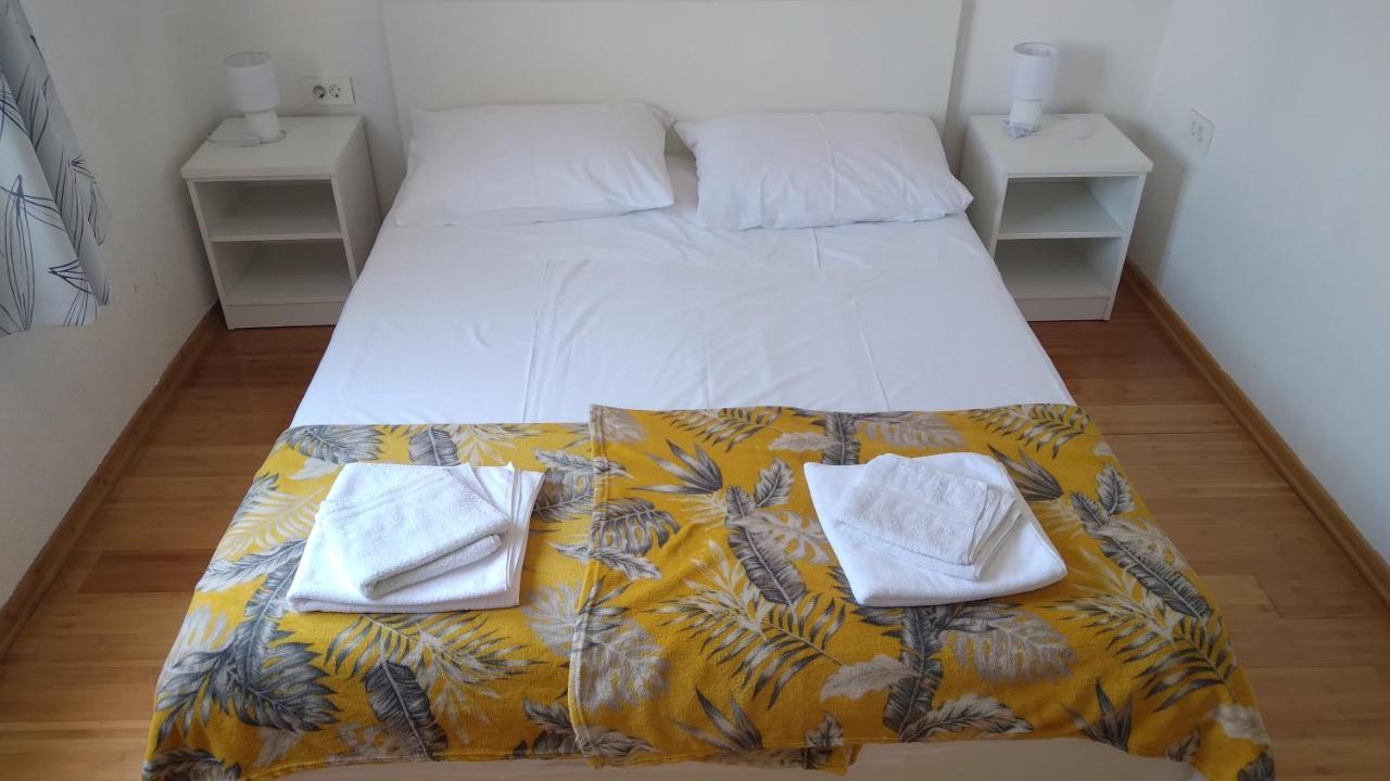 Apartmani "Lorenzo" Novalja Dış mekan fotoğraf
