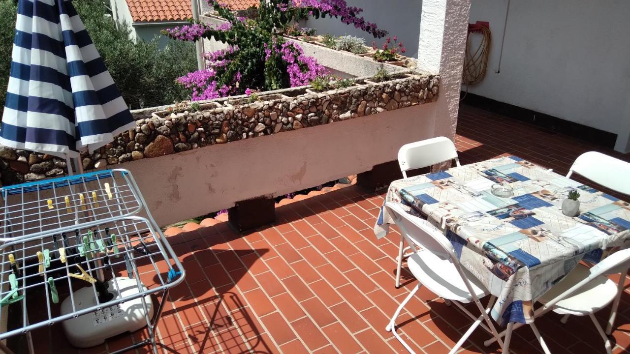 Apartmani "Lorenzo" Novalja Dış mekan fotoğraf